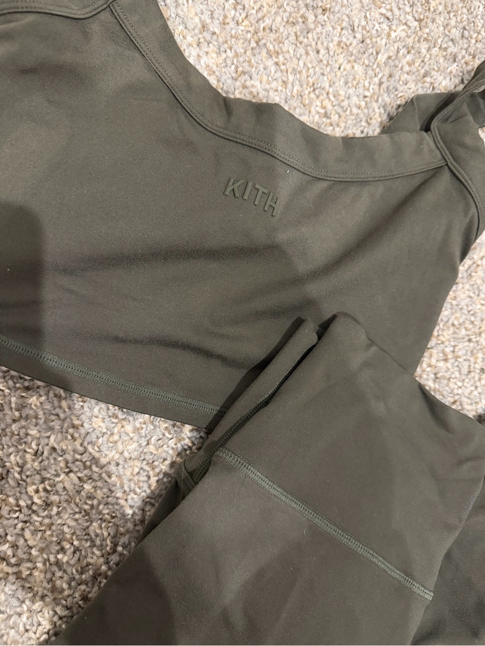 Kith Olive Green Seamless Leggings & Sports Bra Set - Picture 2 of 3